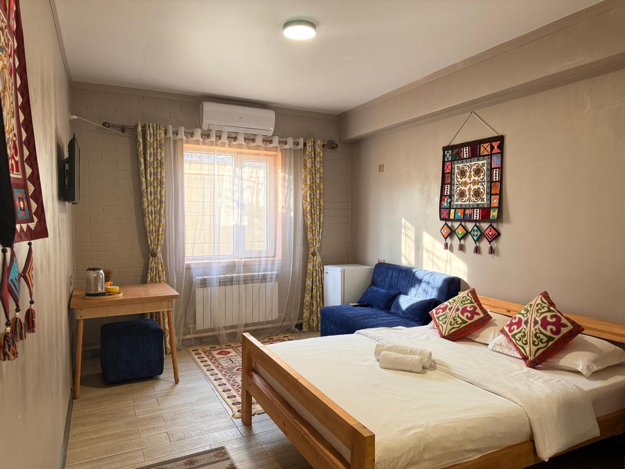 Salamat Hotel Biszkek Zewnętrze zdjęcie