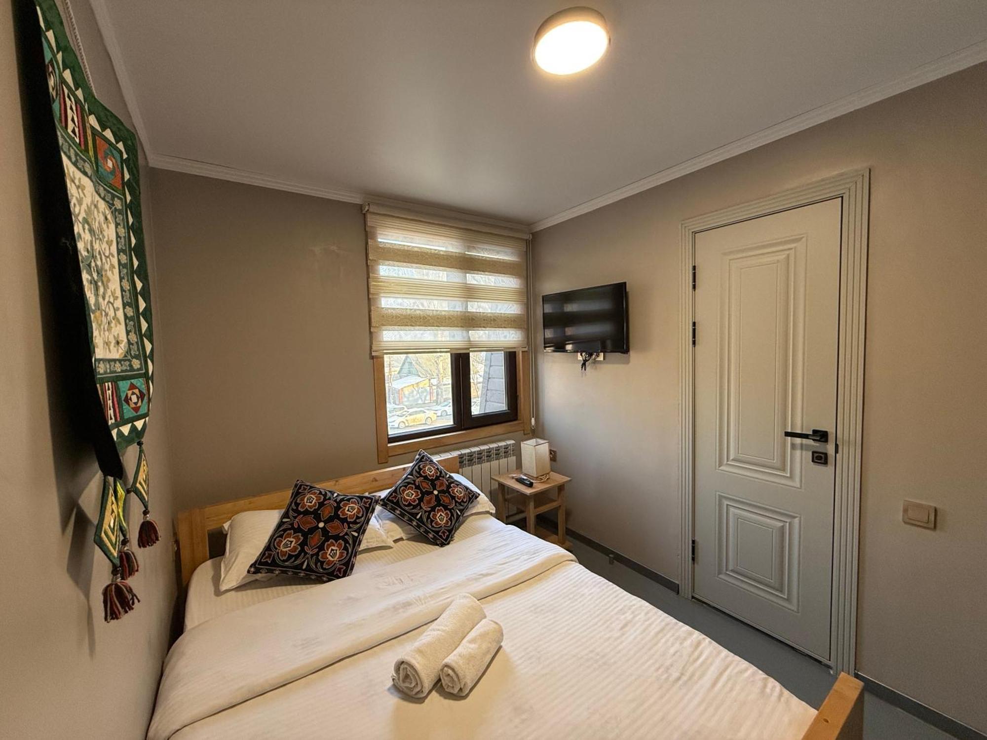 Salamat Hotel Biszkek Zewnętrze zdjęcie