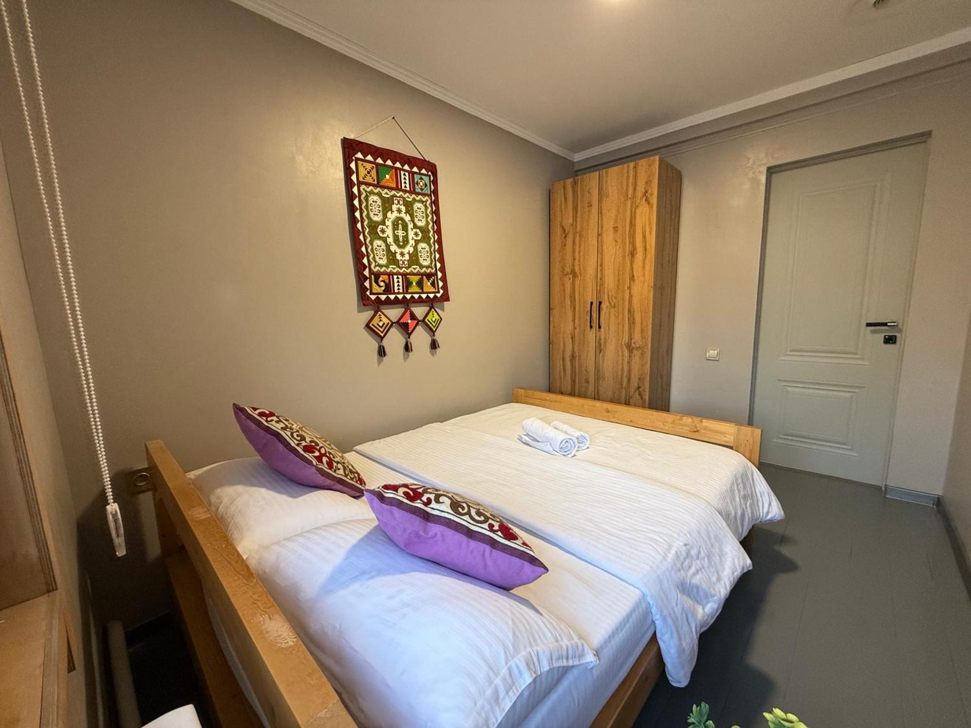 Salamat Hotel Biszkek Zewnętrze zdjęcie