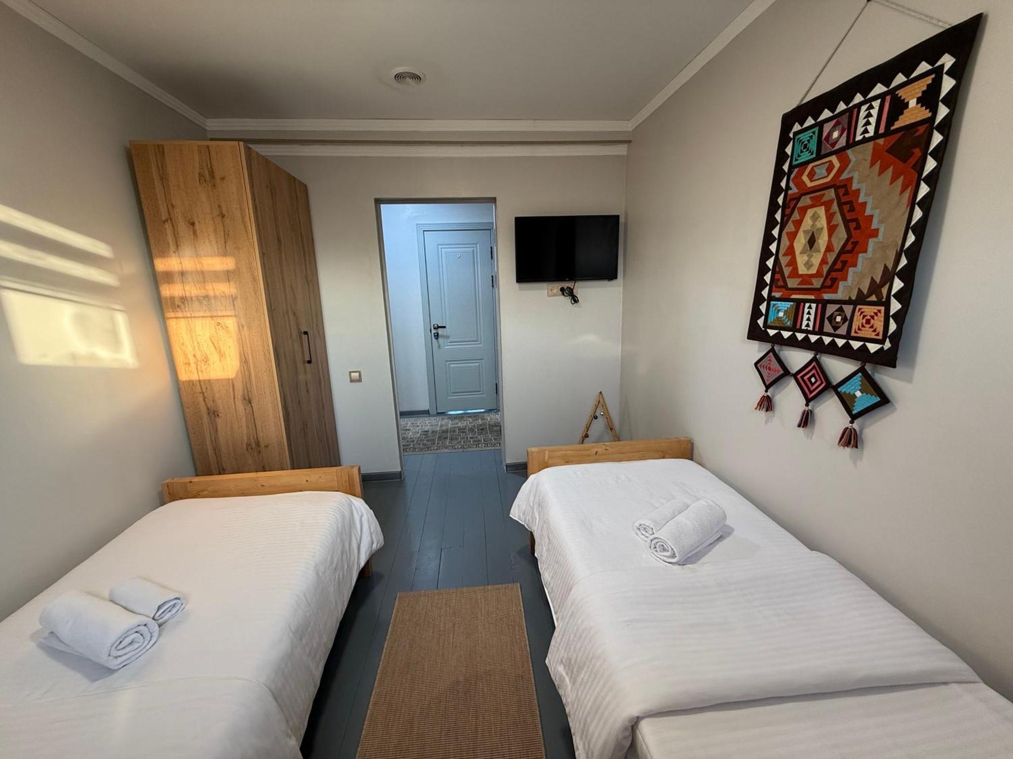 Salamat Hotel Biszkek Zewnętrze zdjęcie